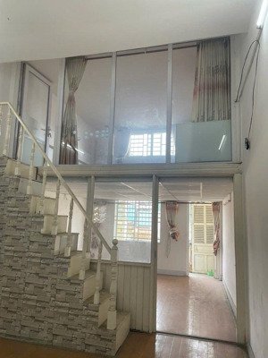 căn hộ chung cư 1 tân sơn nhì trung tâm bàu cát cho thuê 6tr/tháng- 40m2- 2pn- shr - nhỉnh 2 tỷ