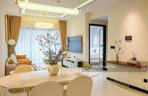 bán nhanh chung cư bàu cát ii thang máy sổ hồng 50m2 1pn 2tỷ9. liên hệ thanh tâm