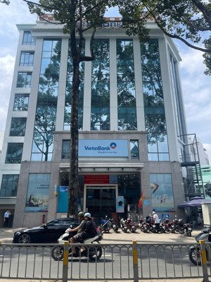 mt cộng hòa p.4 tân bình. hầm 8 lầu (10x32m) hdt(350tr) kẹt bank 50 tỷ bán giá 55 tỷ