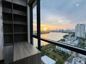 2pn góc tầng cao view sông q1 - full đồ điện | 19.5tr/tháng | one verandah
