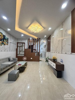 nhanh mới kịp nhỉnh 4 tỷ, 65m2 (4.2x16) 3tầng btct 4pn full nội thất