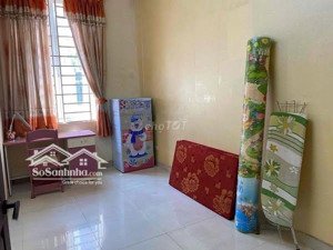 cho thuê nhà ngõ 4 đỗ đức dục 75m2 x 4t ô tô đỗ cửa