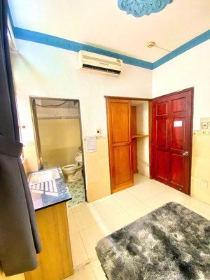 cho thuê nhà trọ 1pn, 1wc, 3,3 triệu, 25m2 tại võ văn kiệt, q5, hcm