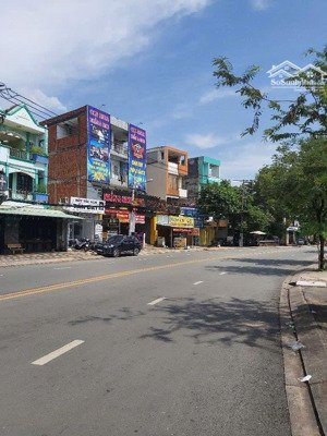 nhà + 2 phòng trọ tân hòa 2, q9 70m (ngang 4m nở hậu 7m) giá 4,3 tỷ. 1 nhà 2 tầng, 2pn, 2wc