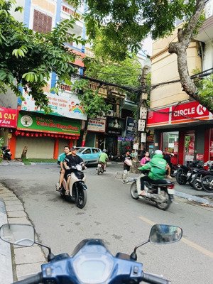 bán nhà hồng mai dt 50m2 * 2,5tầng, mt 4m giá 7,5 tỷ, nhà gần mặt phố hồng mai, thông thoáng