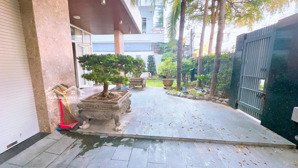 siêu phẩm biệt thự trung tâm phố biển nha trang mt đường trịnh phong (ngang 14.5m). sổ đỏ hoàn công