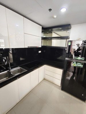 cần bán căn hộ ruby, 85m2 3pn + 2wc, full nội thất, giá 4.390tỷ (đã có sổ hồng)