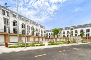 chính chủ bán nhà lk star central hướng đông nam - giá chỉ 5.x nhỏ xíu (có tl và hỗ trợ vay nh)