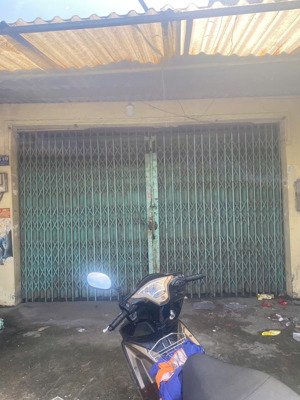 nhà mặt tiền vĩnh lộc ngay bên uỷ ban xã. 150m2 . vị trí siêu đẹp