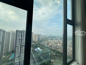 chính chủ bán căn 3n phân khu cao cấp masterise a 75m nhà full đồ ,sẵn sổ,có hỗ trợ vay