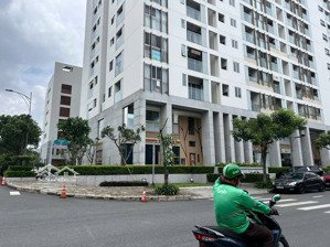 cần bán the symphony midtown m6