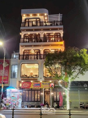 siêu hot!!! cho thuê nhà mặt phố bát đàn dt: 80m2 x 5t mt: 6m 70tr/tháng, kd mọi mô hình.