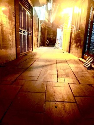 #bán nhà giải phóng - giáp bát - #diện tích rộng - thoáng sáng - #dân trí cao.
#diện tích rộng ô tô