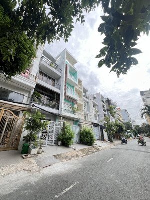 bán nhà mặt tiền đường số 49 tân quy xây 4 tầng nội thất cao cấp cần bán gấp