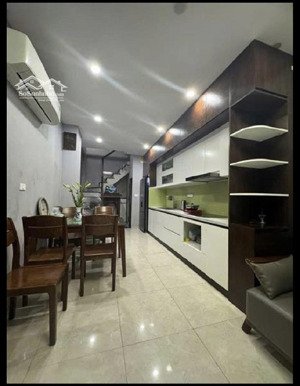 bán nhà phùng chí kiên, phân lô ô tô đỗ trước cửa - nhà mới đẹp. diện tích 29,5m2. giá: 8,95 tỷ