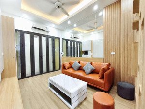 bán nhà 5.5 tỷ siêu đẹp đường giáp bát, hoàng mai, đúng 15m ra mặt phố, bãi đỗ ôtô, full nội thất