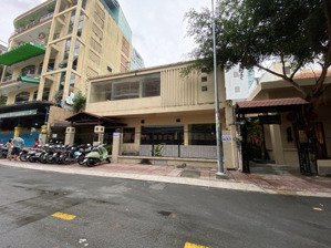 bán nhà hẻm 8m đường hoàng hoa thám quận tân bình, dt: 11x 17m, giá chỉ 33,5 tỷ tl