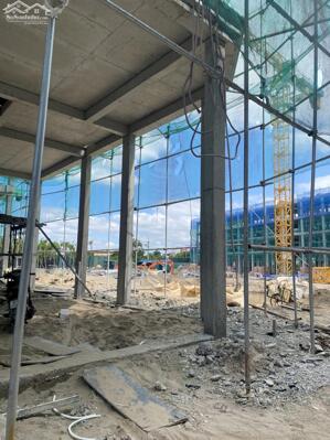 Mình cần bán căn 10 lô lk02 dự án Phương Đông Vân Đồn với diện tích ~88m. Giá nhỉnh 7 tủ có thể thương lượng.