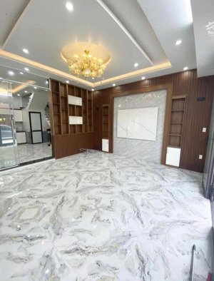 cho thuê nhà khu vực đằng hải - ô tô đỗ cửa - phù hợp thuê văn phòng, spa, kỹ sư