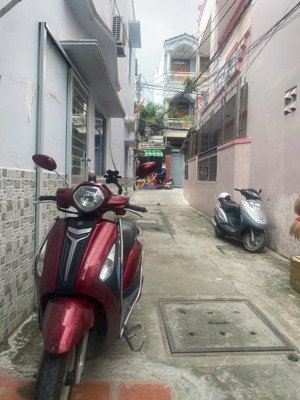 6tỷ400, 85m2, ngang hiếm 6m - cách mt huỳnh tấn phát, q7 chỉ 50m - tiện sửa chữa. 