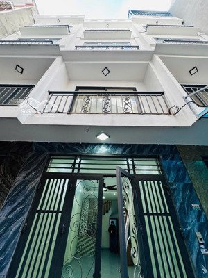 chủ nhà nhờ bán nhà 5 tầng mới, ngõ rộng xe 3 gác, vỉa hè dựng xe máy thuận tiện, giá chỉ 8,2ty