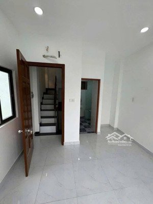 nhà đẹp trung tâm quận 3 mt nguyễn phúc nguyên 5 tầng hđt 20 triệu/tháng, giá chỉ 7,8 tỷ!