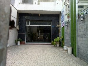 mới! nhà chính chủ bán chỉ từ 6.5 tỷ như biệt thự góc 2 hẻm xhthông an ninh phù hợp ở mở cty, gần