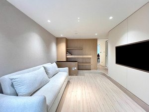 the galleria: cho thuê căn duplex sân vườn 2pn - full nội thất giá $2500/tháng - view sông, nội khu