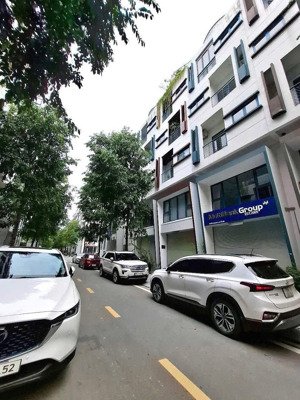 galaxy ngân hà - kinh doanh-giá đầu tư-95m-32.5tỷ