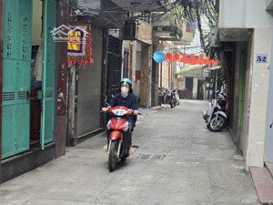 bán nhà phân lô minh khai, 43m, 5 tầng, 50m ra phố , ô tô vào nhà, có thể khai thác kinh doanh