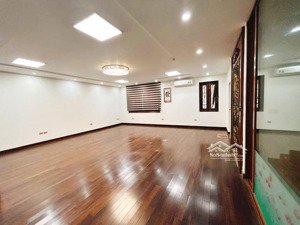 cho thuê biệt thự mới sang trọng kđt mễ trì hạ. dt 220m2 xd 140m2 x 4 tầng, mặt tiền 12m. giá 50tr