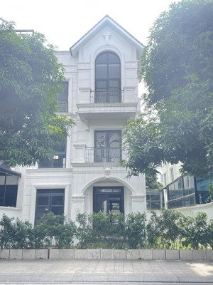 căn song lập cực thoáng trước sau hải âu 03 cạnh công viên, gần hồ ngọc trai giá chỉ 28,7 tỷ