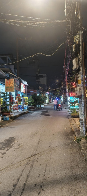 68m2, 5.5 tỷ, 4x17m vuông vức, khu dân trí, gần emart phan huy ích, phạm văn chiêu, p18, gò vấp