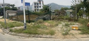 chỉ 39tr/m2 có ngay lô góc 305m2 đấu lưng nguyễn đình tứ-cẩm lệ