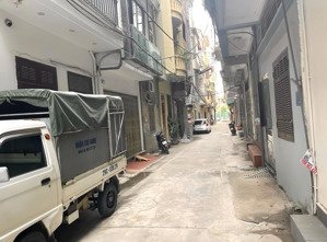 chủ mót bán - nhà cầu giấy - dt 30m - mt 6.5m x 5 tầng - ngõ gần oto - ba gác đỗ cửa