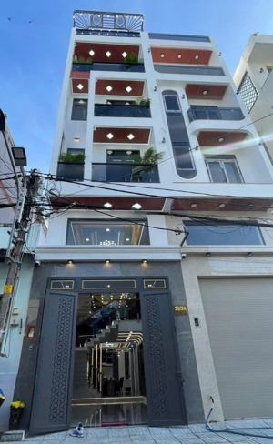 nhà phố đẹp 4x18m, full nội thất, xây 1 trệt, 1 lửng, 3 lầu hẻm 8m thông đường trung mỹ tây 09, q12