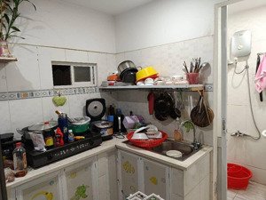 bán nhà bùi văn ba quận 7 - 72m2 - 6.x tỷ - sổ riêng - đường 5m