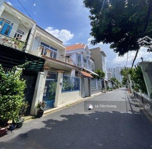 bán nhà 7 tỷ 106m2 hẻm nhựa 6m gần phạm hữu lầu quận 7