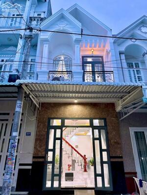 Nhà trệt lầu đường Phạm Thế Hiển - Gần trường đại học Y Dược Cần Thơ