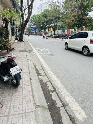 nhà lô góc phố cổ linh, 45m2, 5tầng, ô tô đỗ cửa, 7.x tỷ còn tl