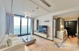 căn góc 2pn đẹp nhất 6th element. dt87m2 tầng đẹp, view ngoài thoáng. giá 11,3 tỷ. lh: 