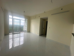 bán căn chung cư chung tâm huyên , 76 m2 , sổ đổ ,công chứng ngay .