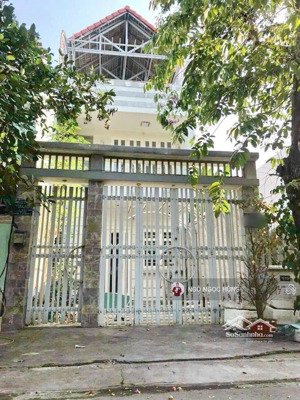 nhà phố 3 tầng mặt tiền kdc phú mỹ q7 5x18m, 4pn, hướng bắc, giá 12.9 tỷ