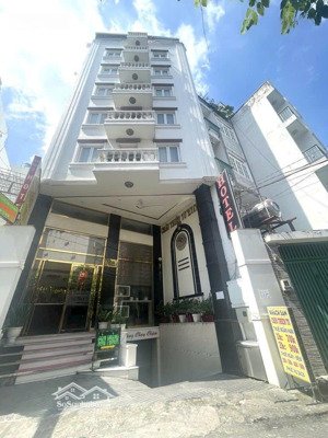 bán khách sạn : 8 x 22.6 / 38 phòng hầm + 6 lầu : p.12 q tân bình tphcm