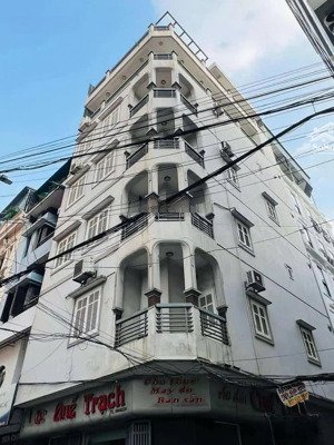 bán gấp! siêu phẩm lô góc huỳnh thúc kháng, đống đa 7 tầng thang máy - kinh doanh đỉnh