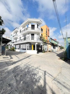 nhà mới full nội thất hẻm xe hơi 8m vị trí gần khu đ 18b, p. bhha cũ 6 tỷ 500 tr, 4,38m x 19m