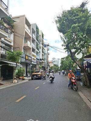 nguyễn thị thập, chỉ 5,3tỷ, dt 48m2, 3 tầng, hẻm ôtô kế bên, gần lotte mart, tặng nội thất