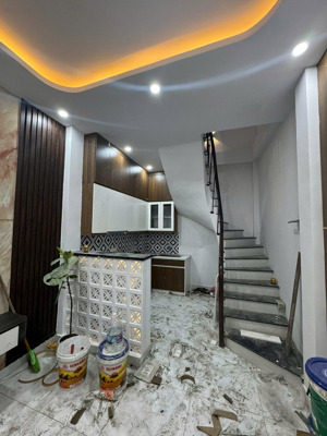 bán nhà đẹp trích sài, 25m2 nhỉnh 6 tỷ, full nội thất,sổ vuông đẹp,