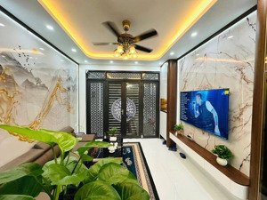 bán gấp nhà nguyễn cơ thạch mỹ đình nhà đẹp full nội thất 40m2 x 4 tầng x mt4m x giá chỉ 10.6 tỷ