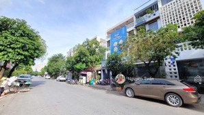 siêu hot! bán nhà mặt tiền cao đức lân kđt an phú, q2 có hầm, 3 lầu, đang cho thuê 75tr/tháng!